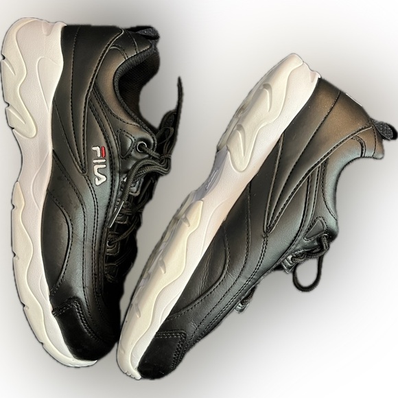 Women's Fila Ray 014 Leather Sneakers BLACK / FILA RED / WHITE, W8 - Picture 3 of 7